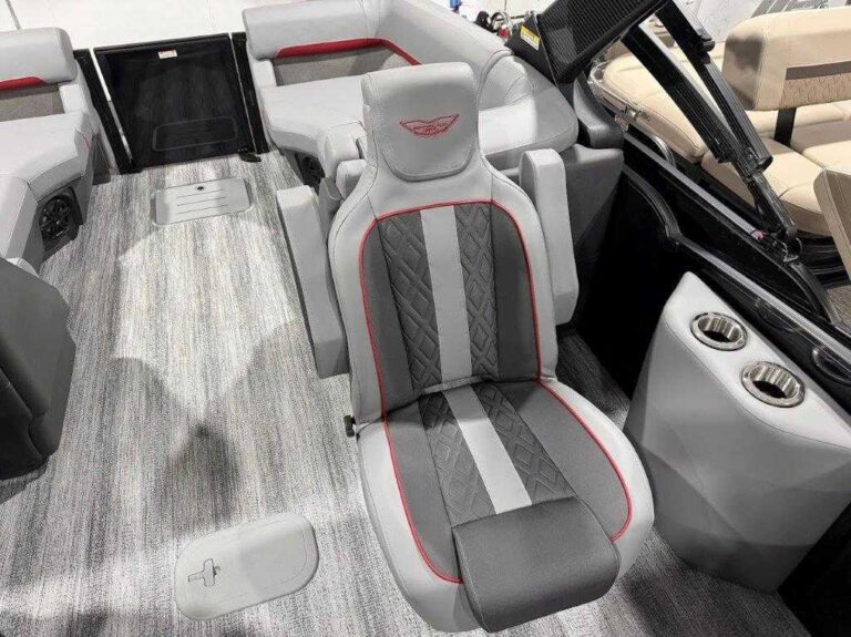 2026 Bennington 24MFB - ESP - ARCH - BLACKOUT US-ETWS9309J526 [photo 13]